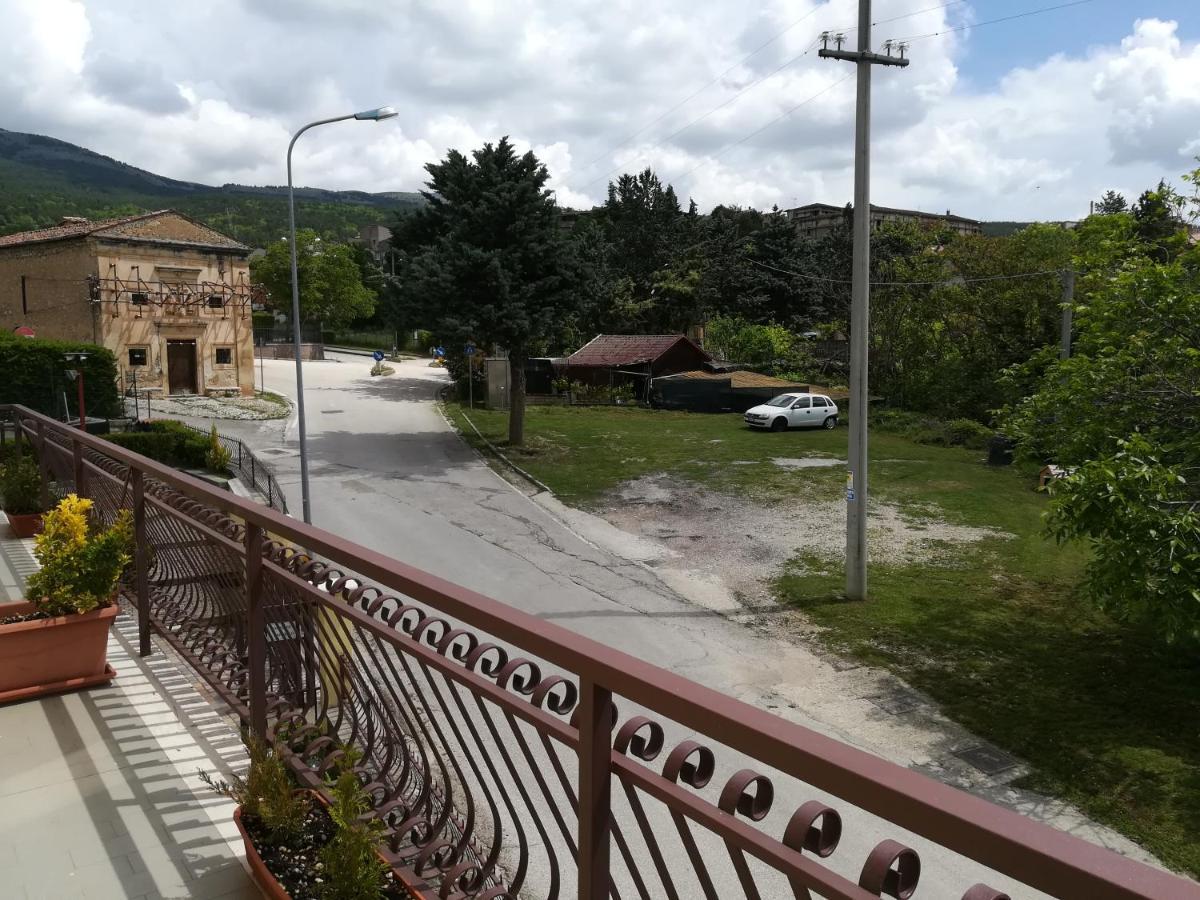 Complesso Turistico Aurora - Camere B&B Poggio Picenze ภายนอก รูปภาพ