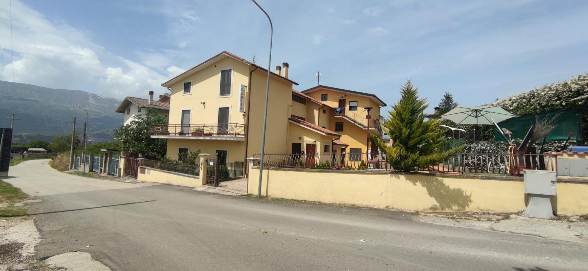 Complesso Turistico Aurora - Camere B&B Poggio Picenze ภายนอก รูปภาพ