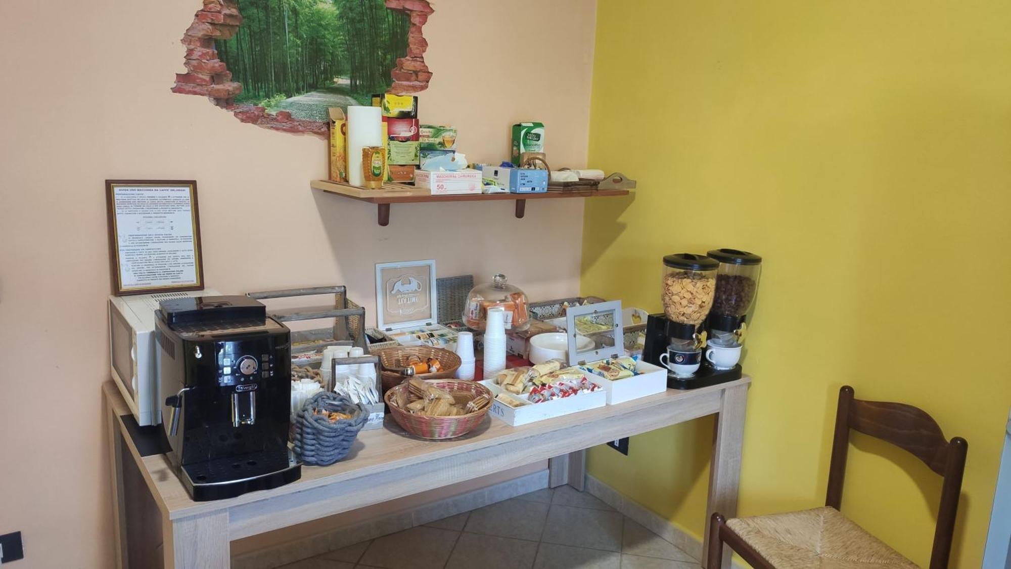 Complesso Turistico Aurora - Camere B&B Poggio Picenze ภายนอก รูปภาพ