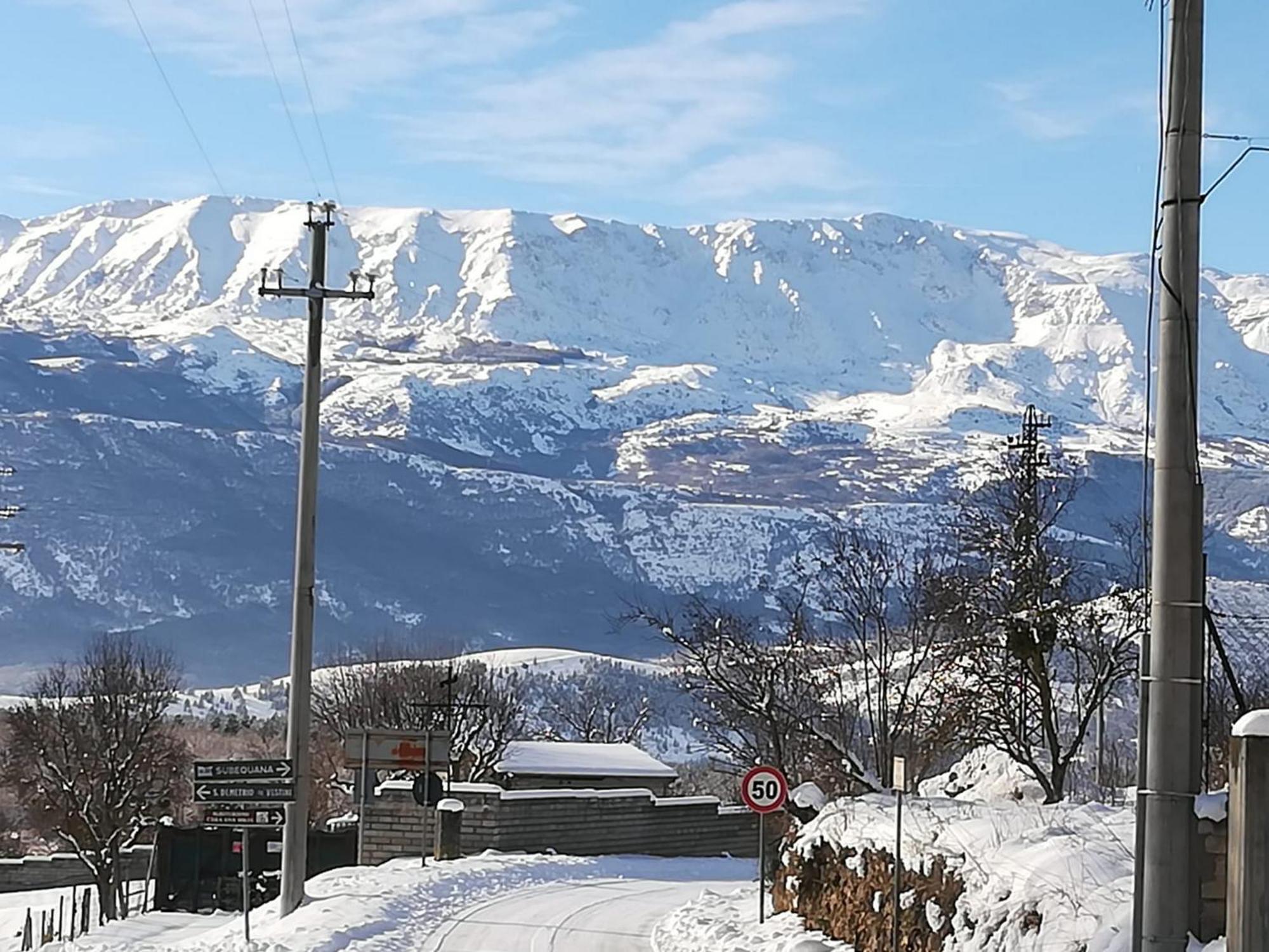 Complesso Turistico Aurora - Camere B&B Poggio Picenze ภายนอก รูปภาพ